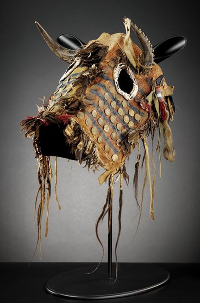 Maschera per cavallo della tribù dei Piedineri